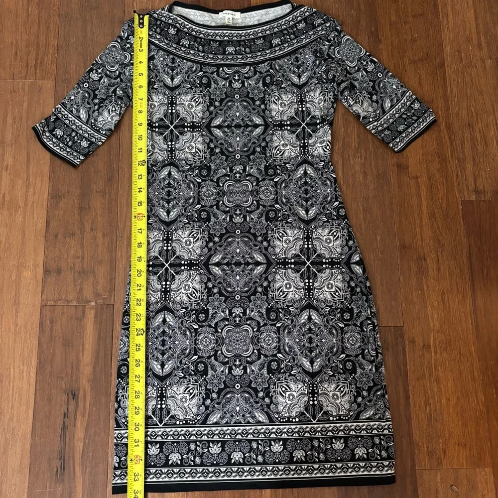 Max Studio NWOT Black & White Intricate Tile Print Mini Dress Size XS